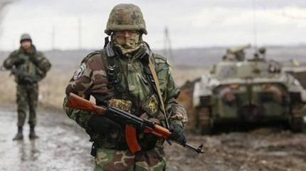 Армия ДНР наступает на Ясиноватую Армия ДНР наступает на Ясиноватую