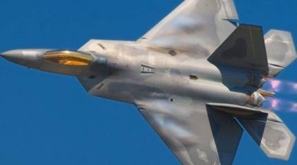Истребители F-22 в Европе: кого обманывают США? Истребители F-22 в Европе: кого обманывают США?