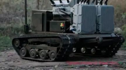 Российский гусеничный робот БРГ может вести разведку и везти 120 кг груза