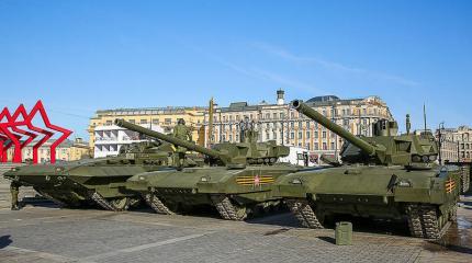 "Армата": Т-14 и Т-15 крупным планом "Армата": Т-14 и Т-15 крупным планом