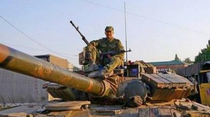 Ополченцы подошли вплотную к терминалу аэропорта Донецка