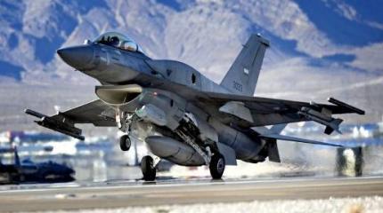 Второй ближневосточный фронт: саудиты теряют F-16 Второй ближневосточный фронт: саудиты теряют F-16