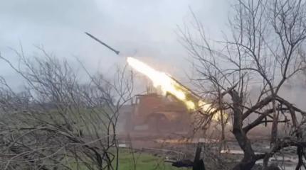 Под шквалом огня: «Восток» накрыл залпом позиции ВСУ в южно-донецком сектор Под шквалом огня: «Восток» накрыл залпом позиции ВСУ в южно-донецком сектор