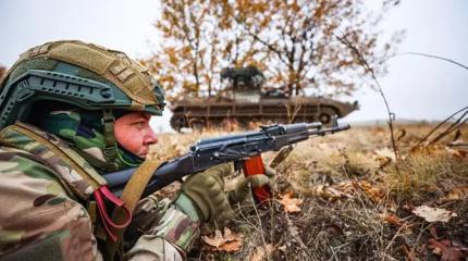 Российская армия воспользовалась погодой, чтобы сменить тактику штурмов Российская армия воспользовалась погодой, чтобы сменить тактику штурмов