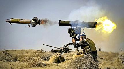 Иракцы уничтожили толпу боевиков из российского ПТРК "Корнет" Иракцы уничтожили толпу боевиков из российского ПТРК "Корнет"