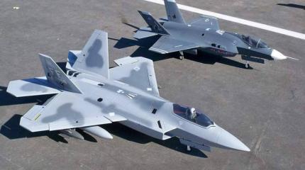 NI: F-22 и F-35 бесполезны при большой войне без "танкеров-невидимок"