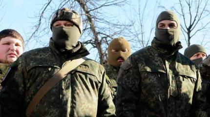Силовики обустраивают новую линию обороны у Артемовска Силовики обустраивают новую линию обороны у Артемовска