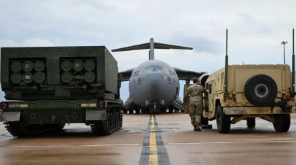 Продолжаем воевать: в НАТО призвали к усилению вооружённого конфликта с РФ