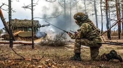 В Киеве ломают голову — что за русский дрон устроил фейерверк на Майдане