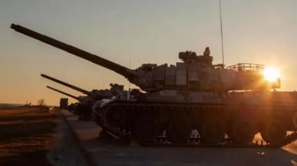 Французы не делятся AMX-30B2 Brenus, отправляя ВСУ "картонные" AMX-10 Французы не делятся AMX-30B2 Brenus, отправляя ВСУ "картонные" AMX-10