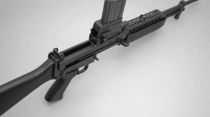 Stoner 63: развитие. M96 с ленточным питанием и RobArm XCR