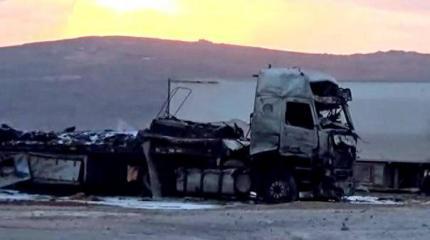 ВКС уничтожили еще один конвой на турецкой границе ВКС уничтожили еще один конвой на турецкой границе