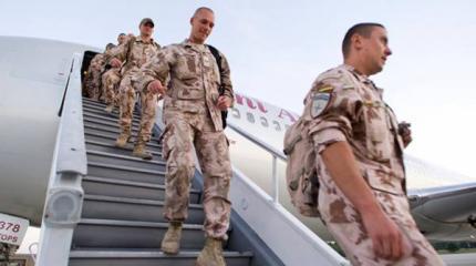 Вероятность конфликта Россия-НАТО напоминает покер с высокими ставками Вероятность конфликта Россия-НАТО напоминает покер с высокими ставками