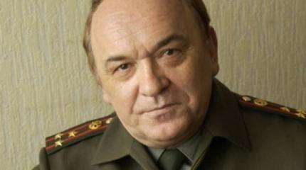 Баранец: Порошенко готовит танки, чтобы отгрызть кусок Донбасса Баранец: Порошенко готовит танки, чтобы отгрызть кусок Донбасса
