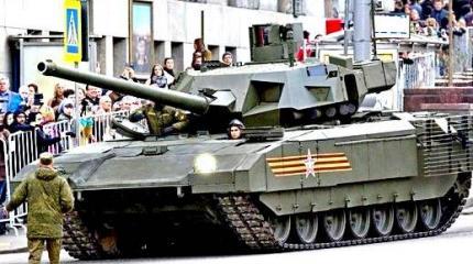 Китай решил заработать на славе российской "Арматы" Китай решил заработать на славе российской "Арматы"