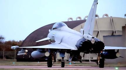 Аналитики: Киев готовит летчиков для обучения на F-15 и Eurofighter Typhoon