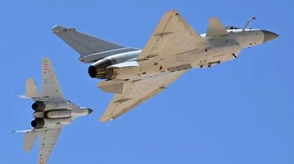 Новая война на Ближний Восток прилетит на крыльях J-10C или МиГ-35 Новая война на Ближний Восток прилетит на крыльях J-10C или МиГ-35