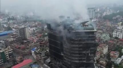 Непал в огне: бомба «революции поколения Z» рванула там, где не ждали