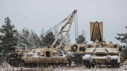 На саммите НАТО в Риге обсудили, как «поставить на место» Россию