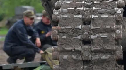 Т-55АМ с дополнительной защитой заметили в зоне СВО