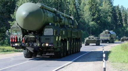 Россия обновила Военную доктрину и совершенствует Стратегические ядерные силы Россия обновила Военную доктрину и совершенствует Стратегические ядерные силы