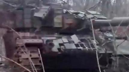 Немецкие танки Leopard 1A5 не спасает установка "реактивной брони"