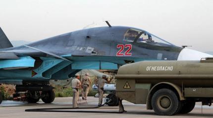 Фоторепортажи российских СМИ с базы российских ВКС в районе Латакии