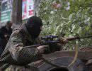 Ополченцы укрепили баррикады в Краматорске игровыми автоматами Ополченцы укрепили баррикады в Краматорске игровыми автоматами