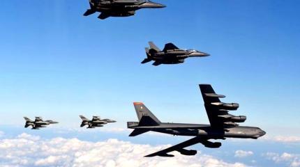Легкая добыча для С-400: В-52 замечены в небе к северу от Алеппо Легкая добыча для С-400: В-52 замечены в небе к северу от Алеппо