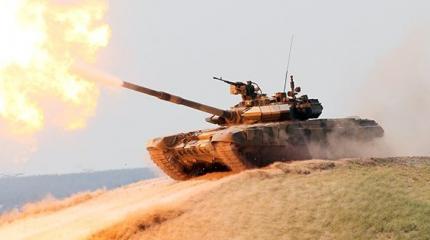 Сирийская армия расстреливает боевиков как в тире Сирийская армия расстреливает боевиков как в тире