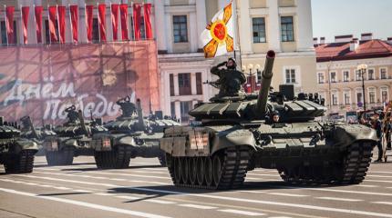 Танков и зрелищ: чем удивит россиян парад на День Победы Танков и зрелищ: чем удивит россиян парад на День Победы