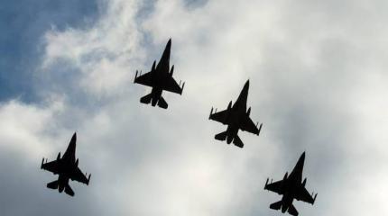 Обама велел передать Египту истребители F-16, танки Abrams и ракеты Harpoon Обама велел передать Египту истребители F-16, танки Abrams и ракеты Harpoon