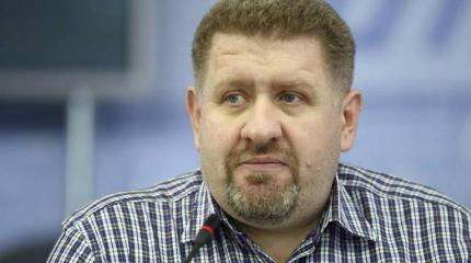 Бондаренко: По согласованию с Западом на Украину могут войти российские войска Бондаренко: По согласованию с Западом на Украину могут войти российские войска