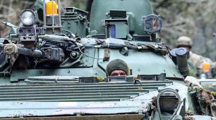 Украинский офицер назвал причину катастрофических потерь техники ВСУ