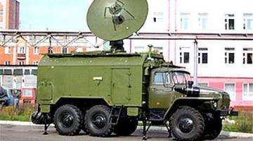 В армию поступили новейшие станции спутниковой связи "Ливень"