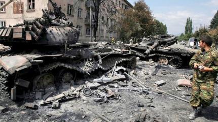 Украинские силовики два раза обстреляли ЛНР Украинские силовики два раза обстреляли ЛНР