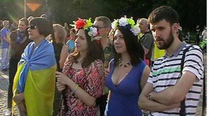 Война в Донбассе сплотила не только Новороссию, но и Украину Война в Донбассе сплотила не только Новороссию, но и Украину