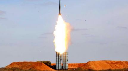 Российские С-300 отработали сценарий ударов по наземным целям Российские С-300 отработали сценарий ударов по наземным целям
