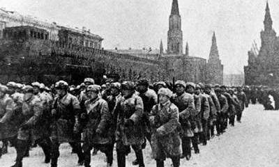 Две стороны войны – одна из них победа, а другая – гнёт чужеземца Две стороны войны – одна из них победа, а другая – гнёт чужеземца