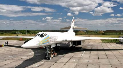 Ту-160М2 взлетит уже в следующем году Ту-160М2 взлетит уже в следующем году