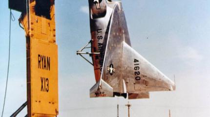 Экспериментальный летательный аппарат Ryan X-13 Vertijet (США) Экспериментальный летательный аппарат Ryan X-13 Vertijet (США)