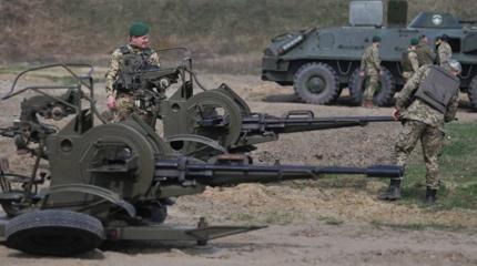 Что означает лихорадочная милитаризация Вооруженных сил Украины?