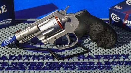 Компания Colt возобновит производство револьверов Cobra Компания Colt возобновит производство револьверов Cobra