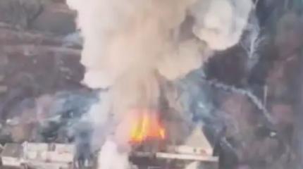 Дрон снял взрыв склада боеприпасов ВСУ после удара БПЛА