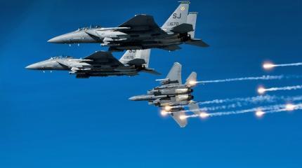 ВВС США в Сирии нанесли авиаудар, который уничтожил десятки мирных граждан ВВС США в Сирии нанесли авиаудар, который уничтожил десятки мирных граждан