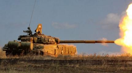 Боевик-снайпер открыл огонь по бойцам САА и получил «ответ» из танка Т-72