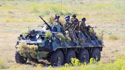 Учения украинских военно-морских сил на полигоне под Одессой Учения украинских военно-морских сил на полигоне под Одессой