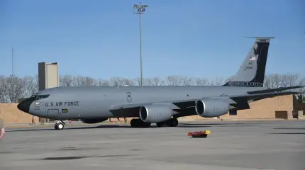 «Уникальная катастрофа»: почему упал американский самолет-заправщик КС-135