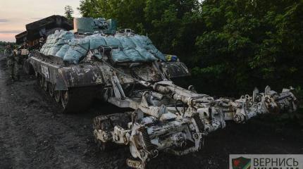 Украинские военные инженеры до сих пор используют машины разминирования на базе самоходки СУ-122-54 Украинские военные инженеры до сих пор используют машины разминирования на базе самоходки СУ-122-54