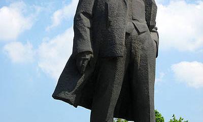 Теракт в Донецке. На главной площади прогремел мощный взрыв Теракт в Донецке. На главной площади прогремел мощный взрыв